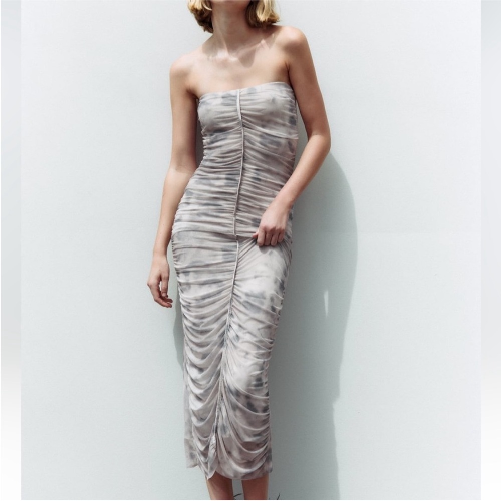 NWOT Zara Ruched Tulle Strapless Dress